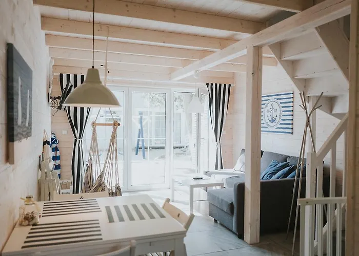 Marynarskie * 波别罗沃